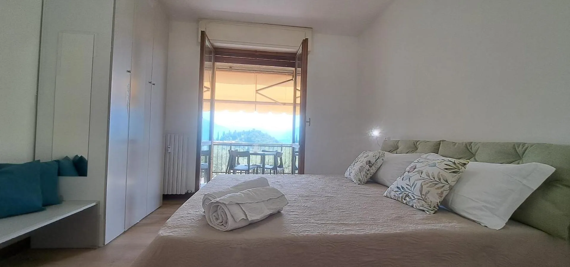 Blue Panorama Del Lago Perledo Appartement