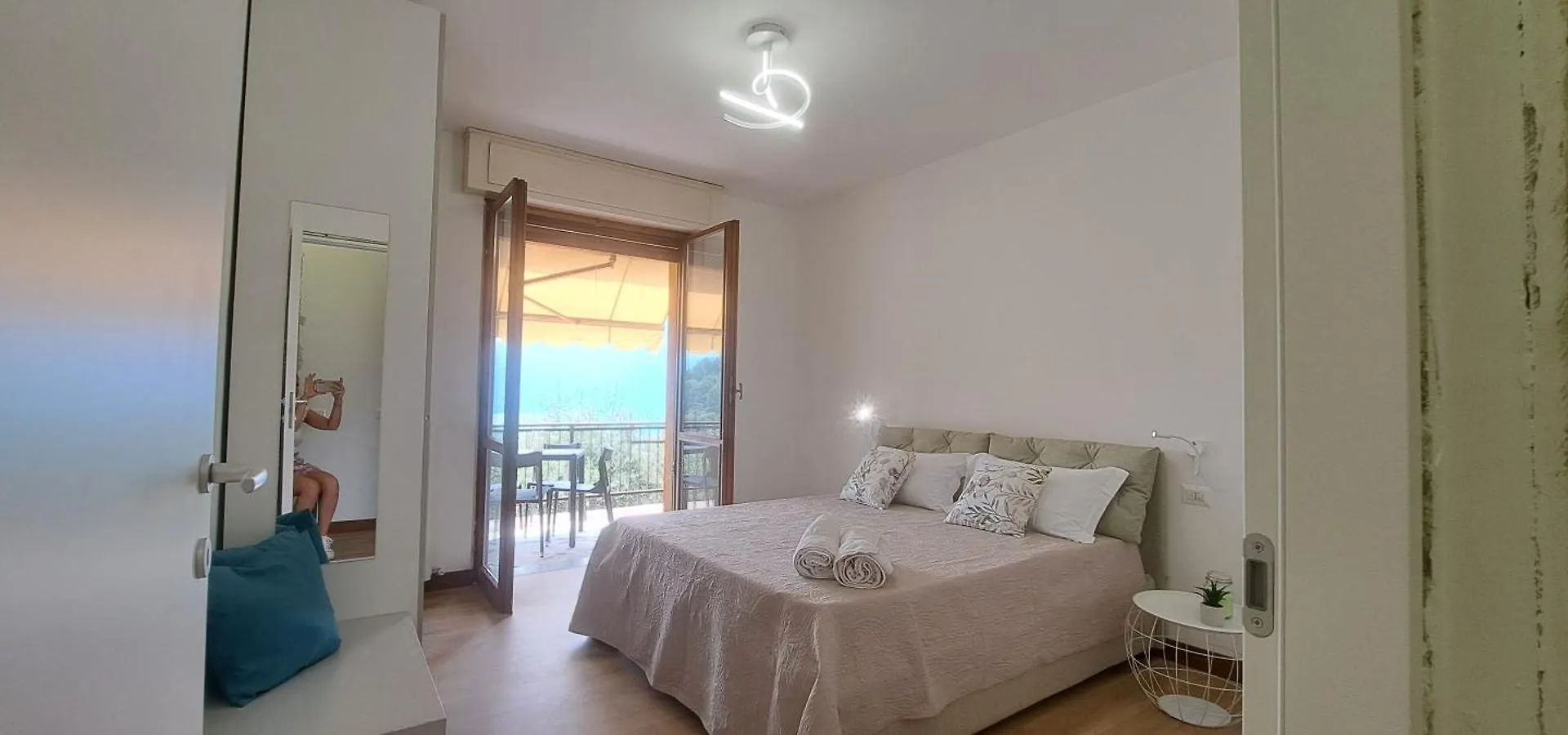 Blue Panorama Del Lago Perledo Appartement